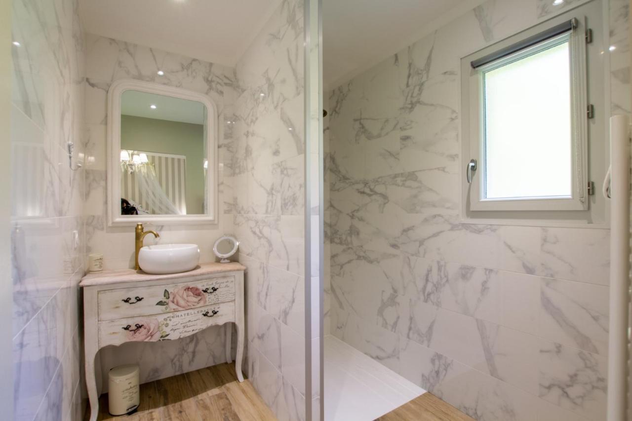 Gite Spa & Nature Saint-Chamassy ภายนอก รูปภาพ