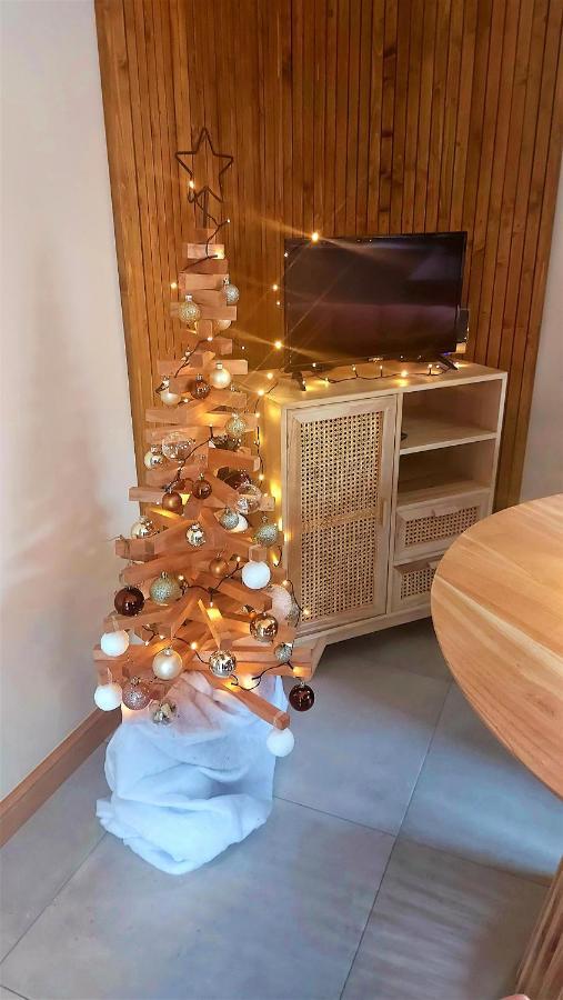 Gite Spa & Nature Saint-Chamassy ภายนอก รูปภาพ